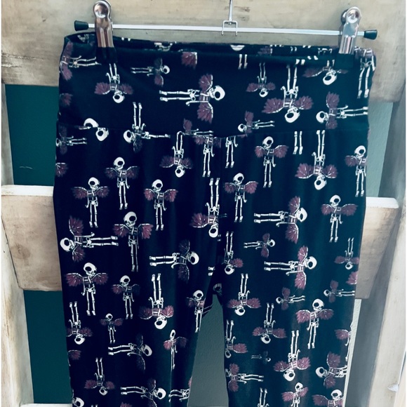 Lularoe Leggings OS - Picture 1 of 15